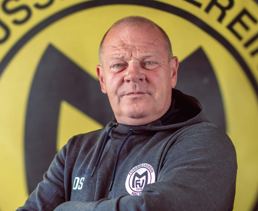 Portraitfoto Dirk Schneider